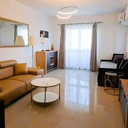 Apartment New Luxury Ultra Flat At Unirii Square