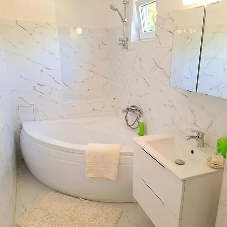 New Luxury Ultra Flat At Unirii Square * Bukarest