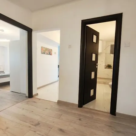 New Luxury Ultra Flat At Unirii Square בוקרשט