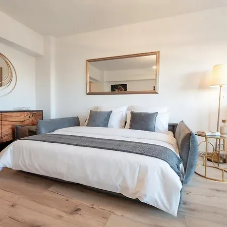 New Luxury Ultra Flat At Unirii Square *